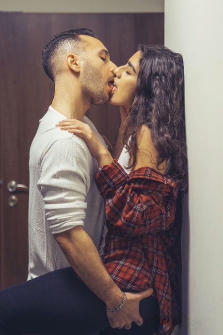 आंटी को पटा कर चोदा 1 fire sex story